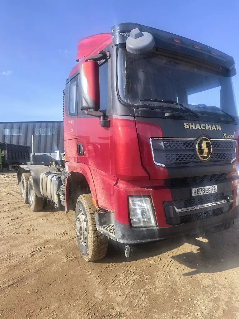 Shacman SX* 6x6 Седельный тягач, фото 2