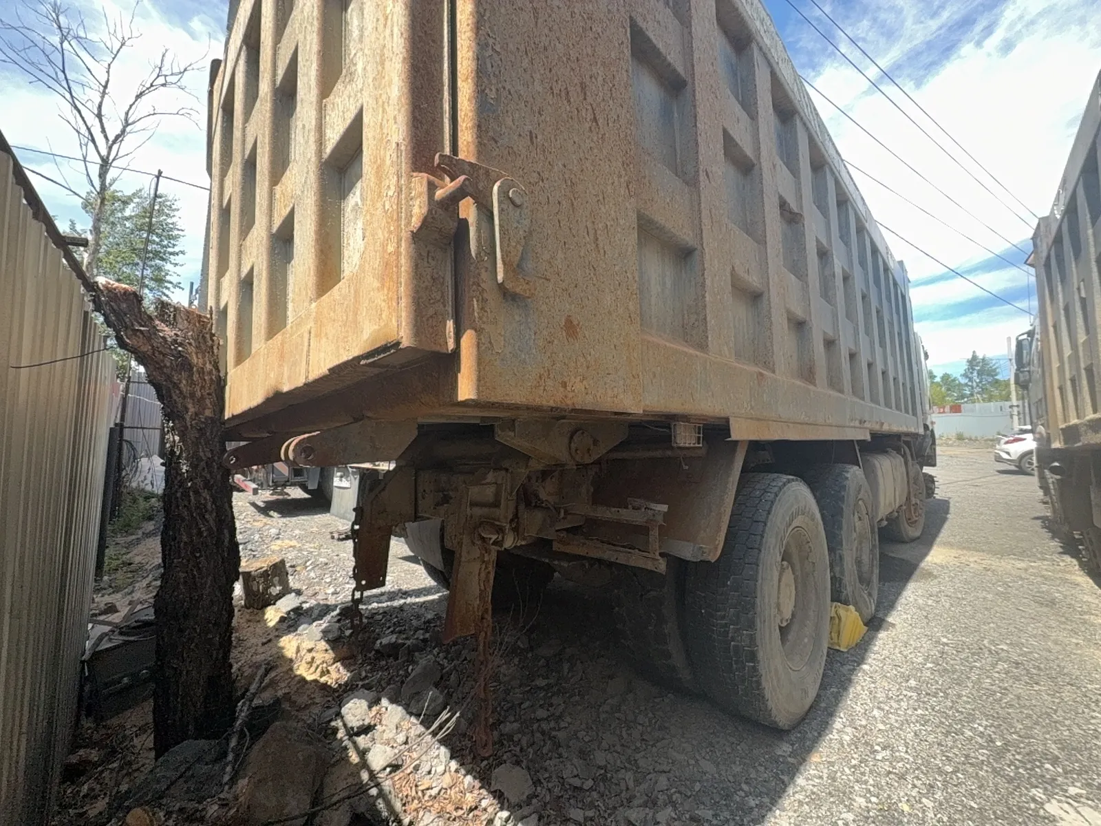 FAW CA 3310 8x4 Самосвал, фото 3