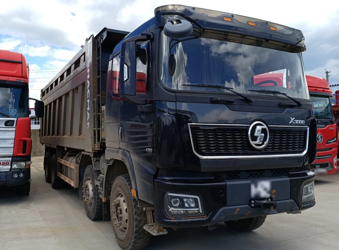 Shacman SX* 8x4 Самосвал, фото 2
