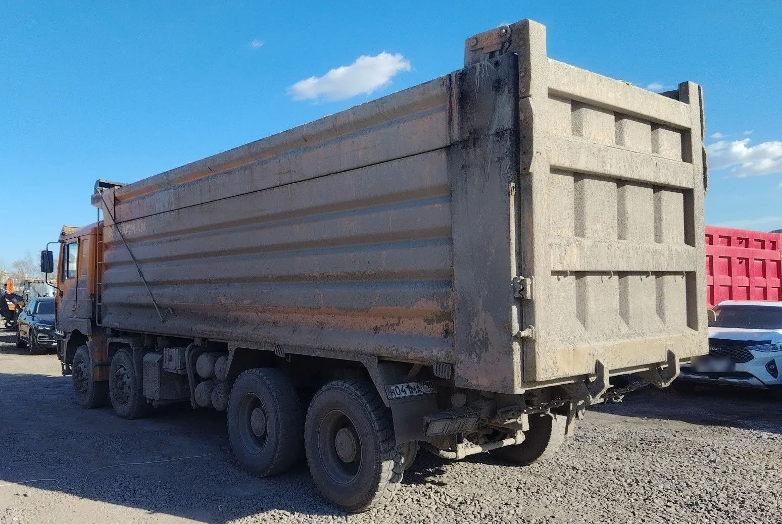 Shacman SX3318DT366 8x4 Самосвал, фото 4