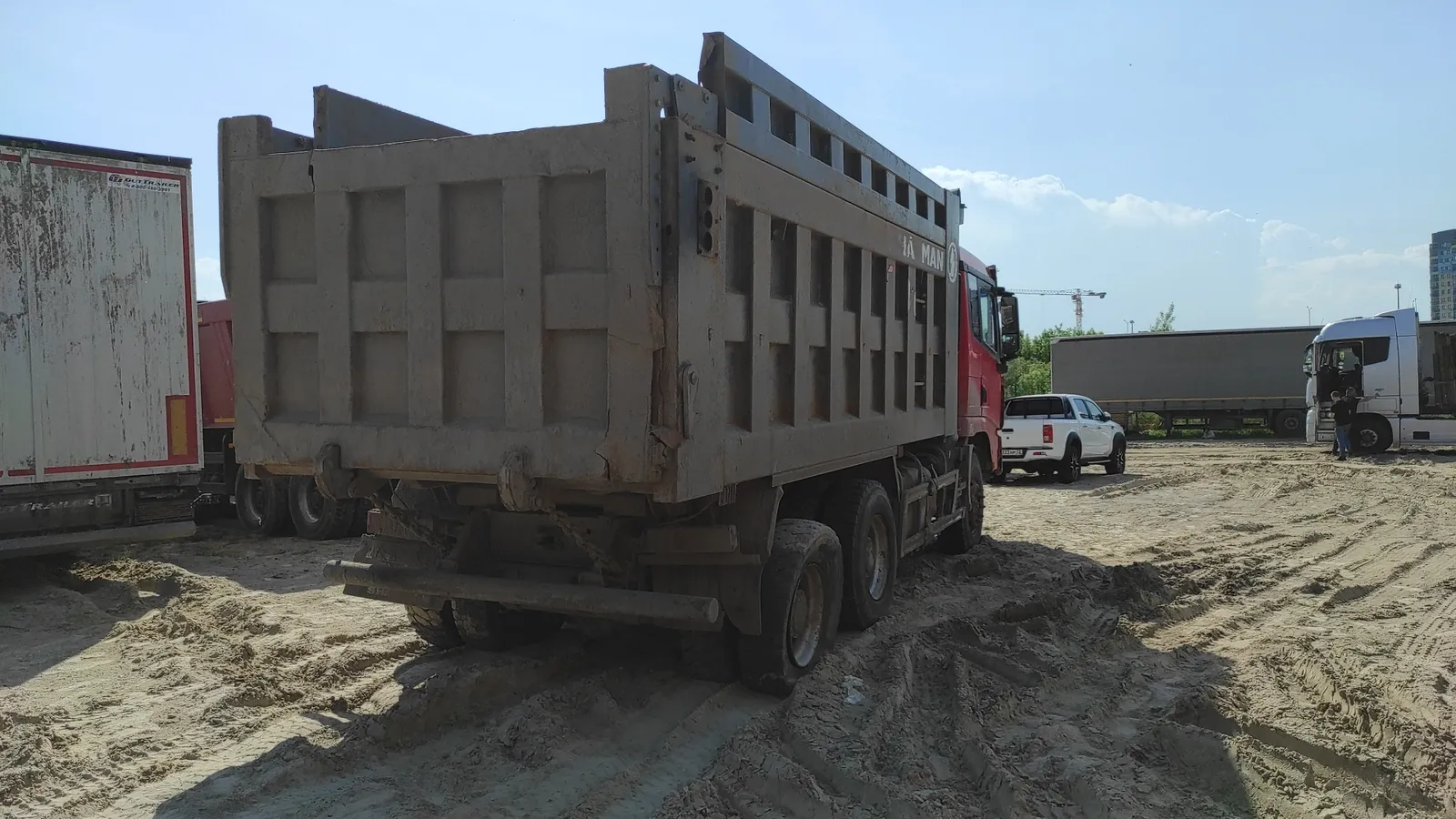 Shacman SX* 6x4 Самосвал, фото 3