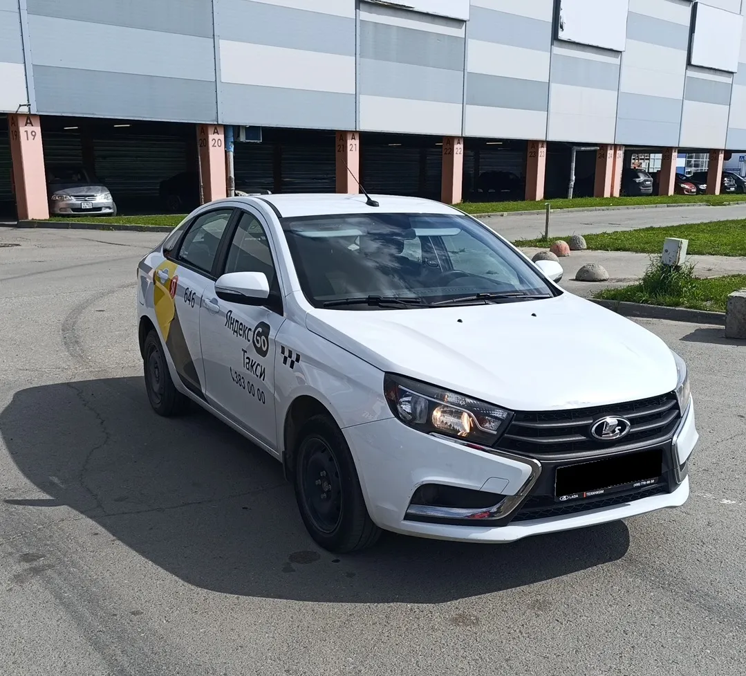 LADA Vesta, фото 2