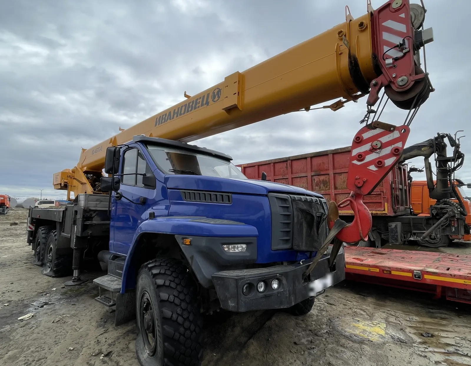 Ивановец КС-45717-2 на шасси URAL NEXT 4320 6x6 Автокран, фото 2
