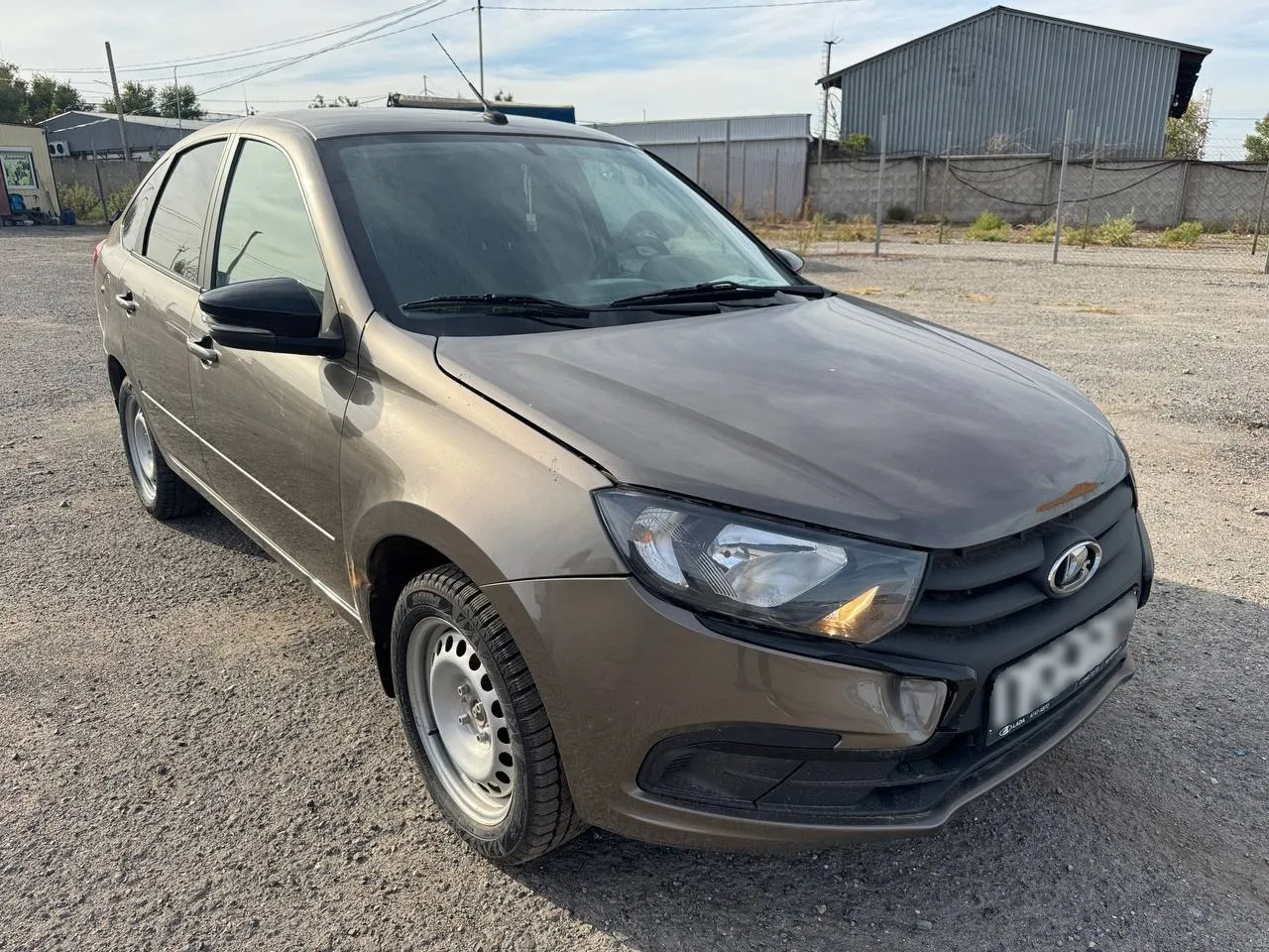 LADA Granta лифтбек, фото 2