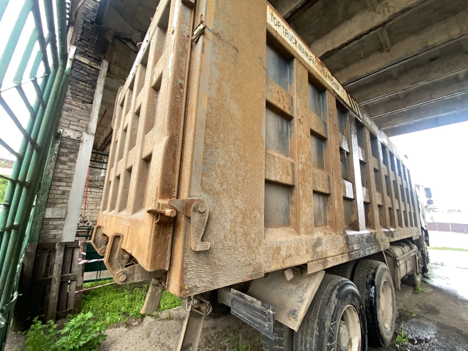 FAW J6 8x4 Самосвал, фото 3