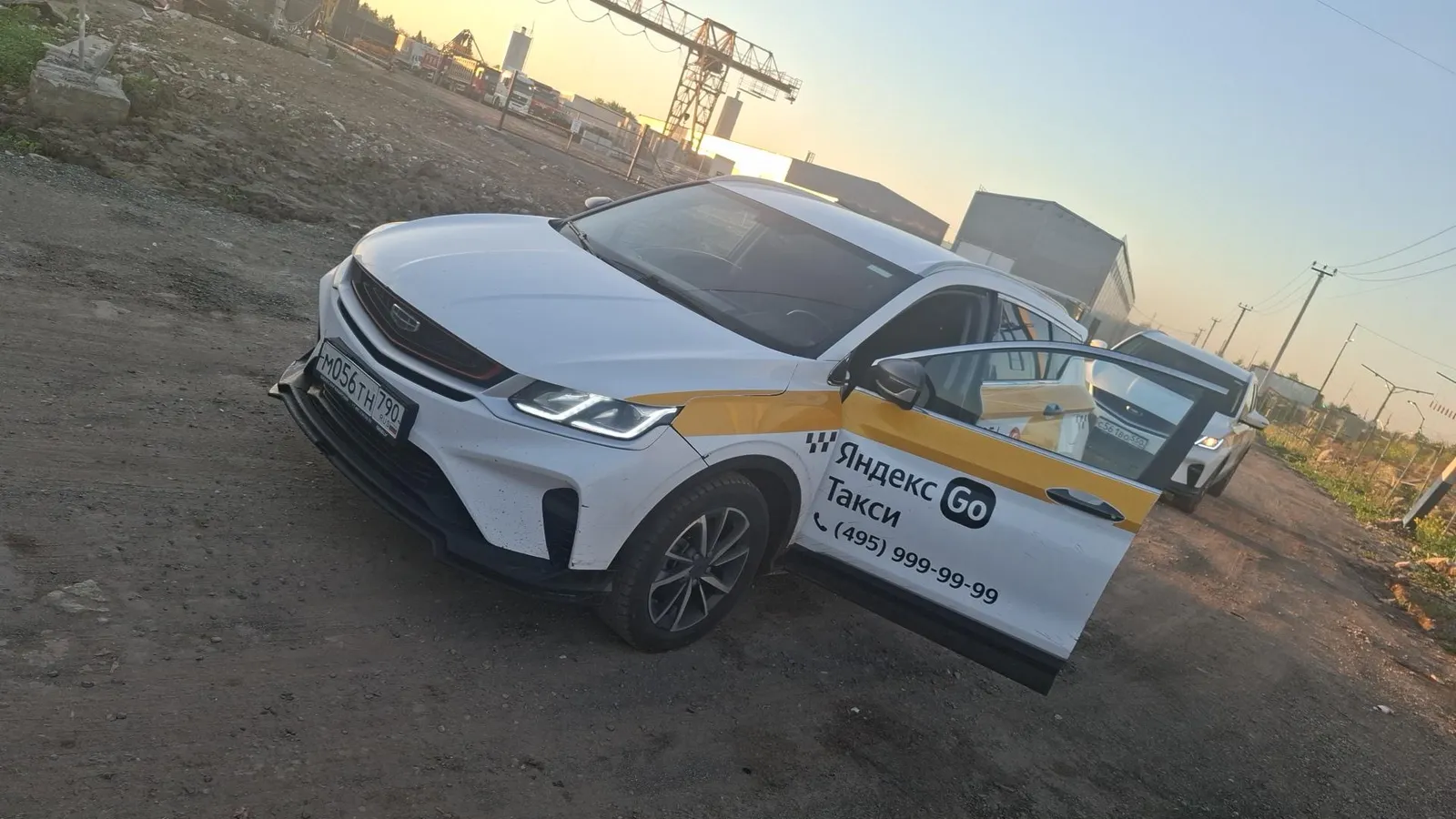 Geely Coolray Комфорт 1.5Т АТ, фото 2