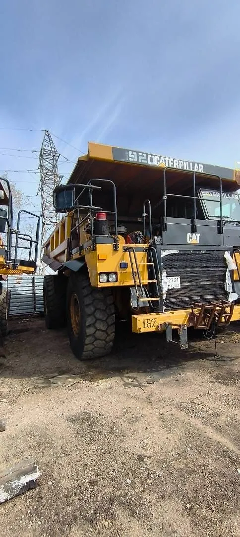 Caterpillar 773* Карьерный самосвал, фото 2