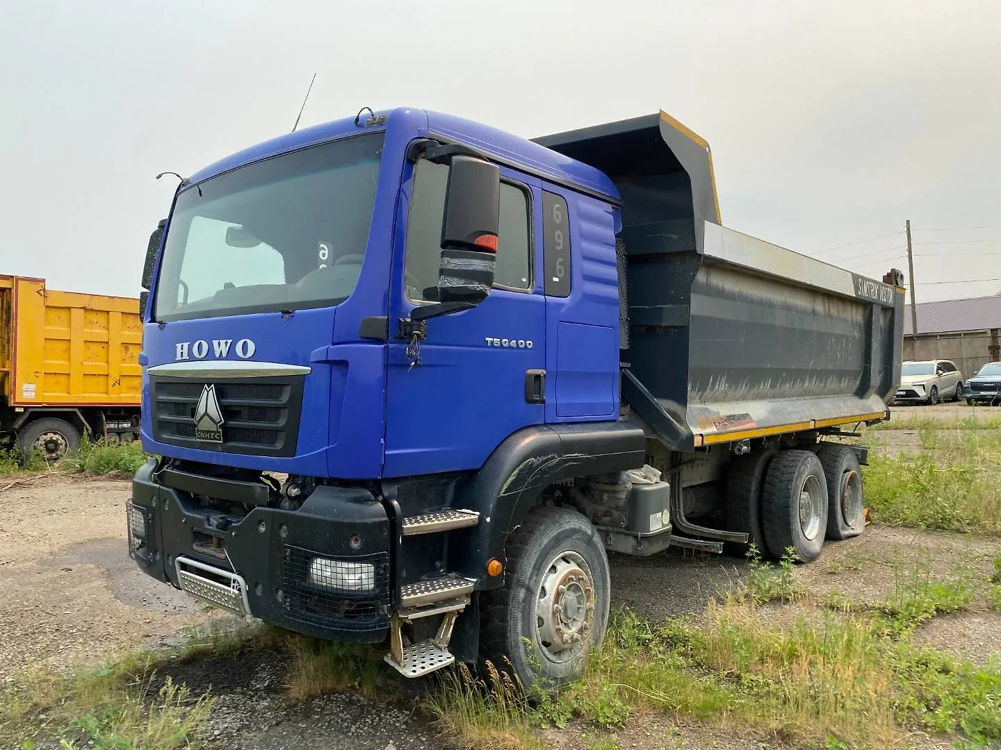 HOWO T5G 6x4 Самосвал, фото 3