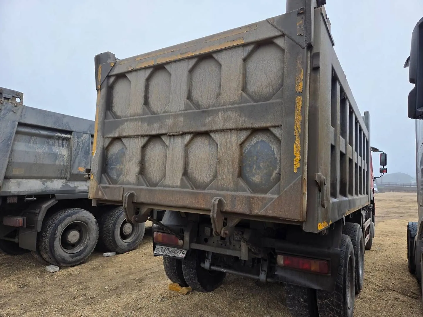 HOWO ZZ* 6x4 Самосвал, фото 4