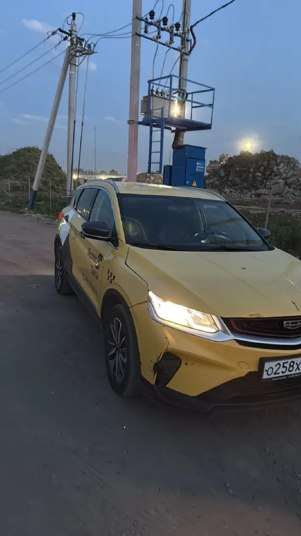 Geely Coolray Комфорт 1.5Т АТ, фото 2