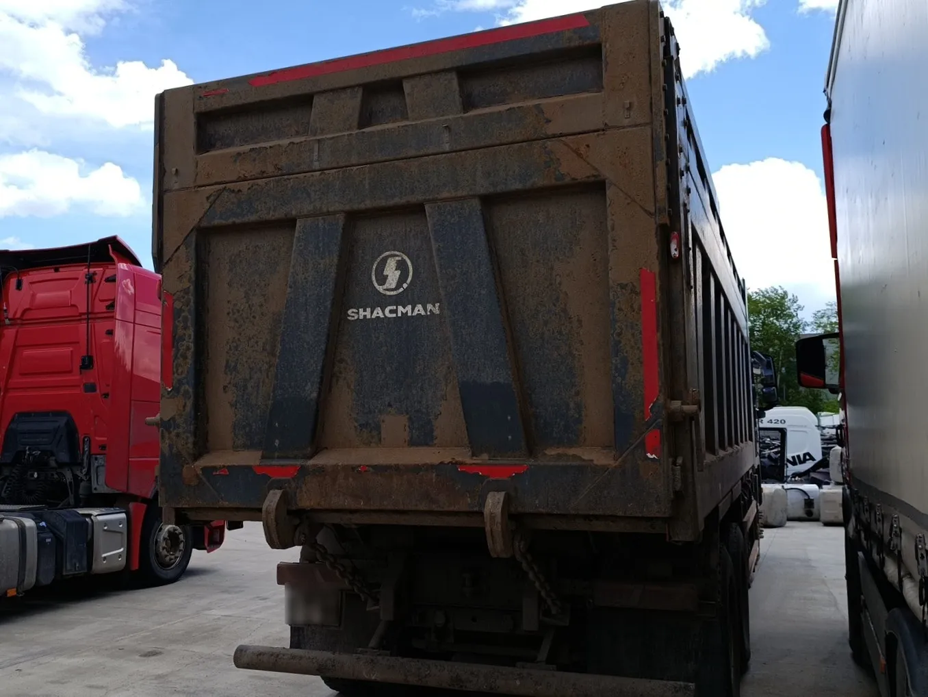 Shacman SX* 8x4 Самосвал, фото 3