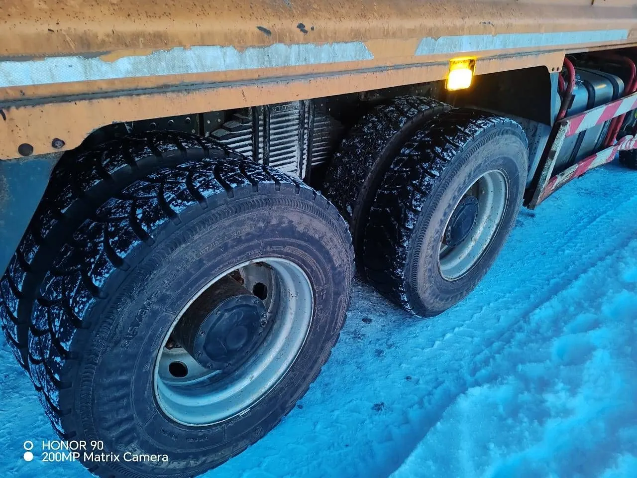 Shacman SX* 6x4 Самосвал, фото 4