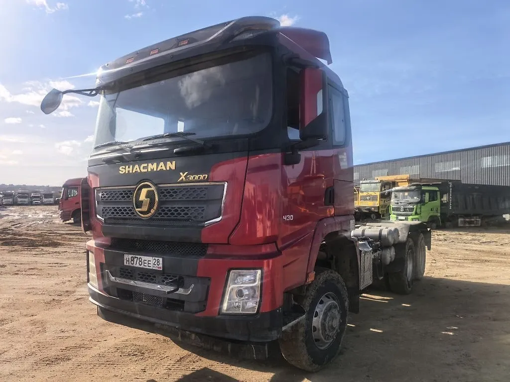 Shacman SX* 6x6 Седельный тягач, фото 3