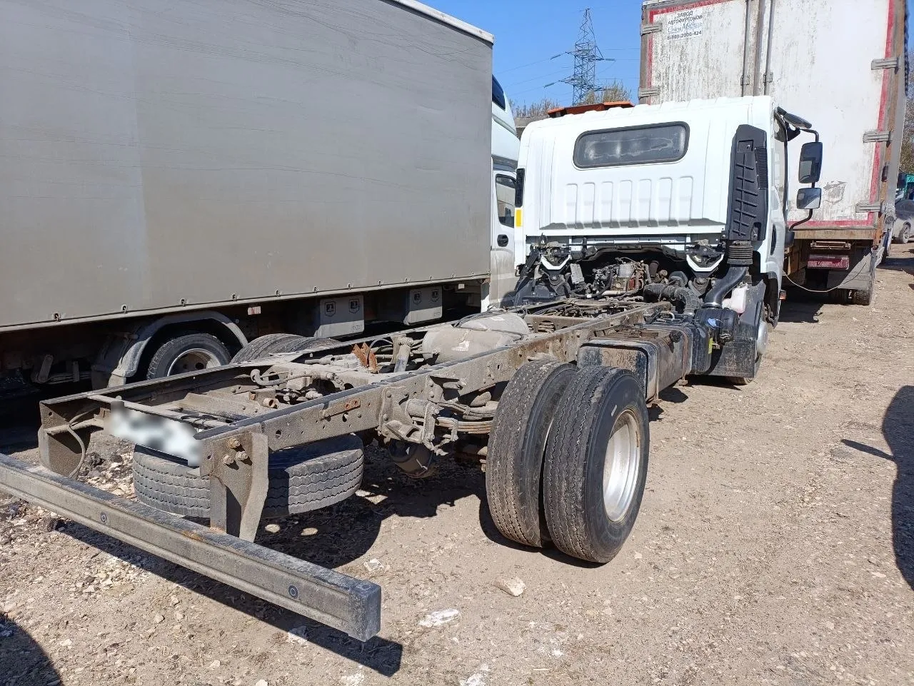 ISUZU ELF 4.5 4x2 Бортовой (Евроборт), фото 3