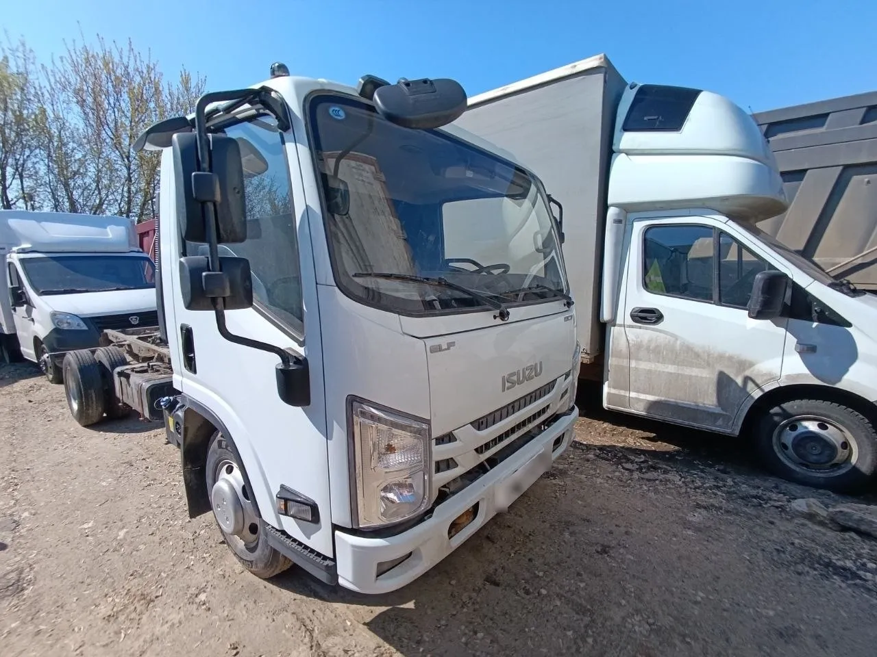 ISUZU ELF 4.5 4x2 Бортовой (Евроборт), фото 2