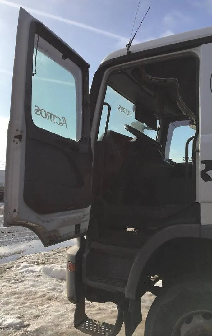 Mercedes-Benz Actros 6x4 Седельный тягач, фото 5