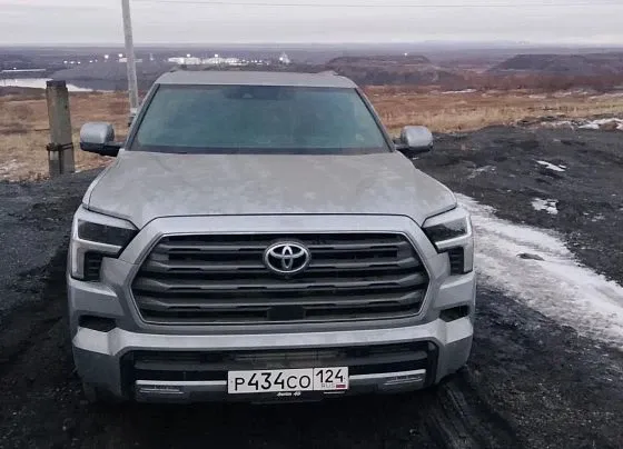 Toyota Sequoia, фото 3