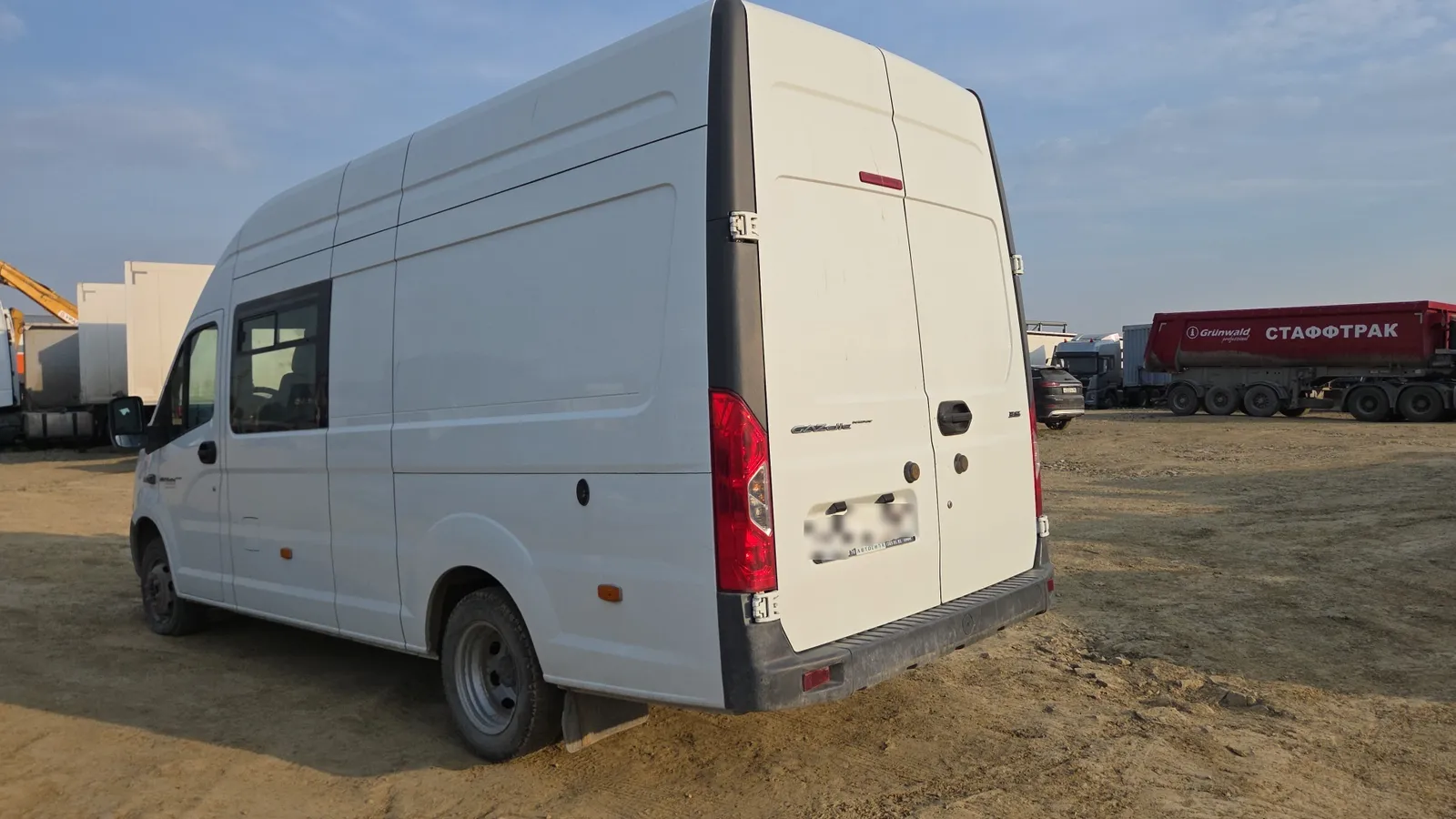 ГАЗ GAZELLE NEXT Цельнометаллический фургон, фото 4
