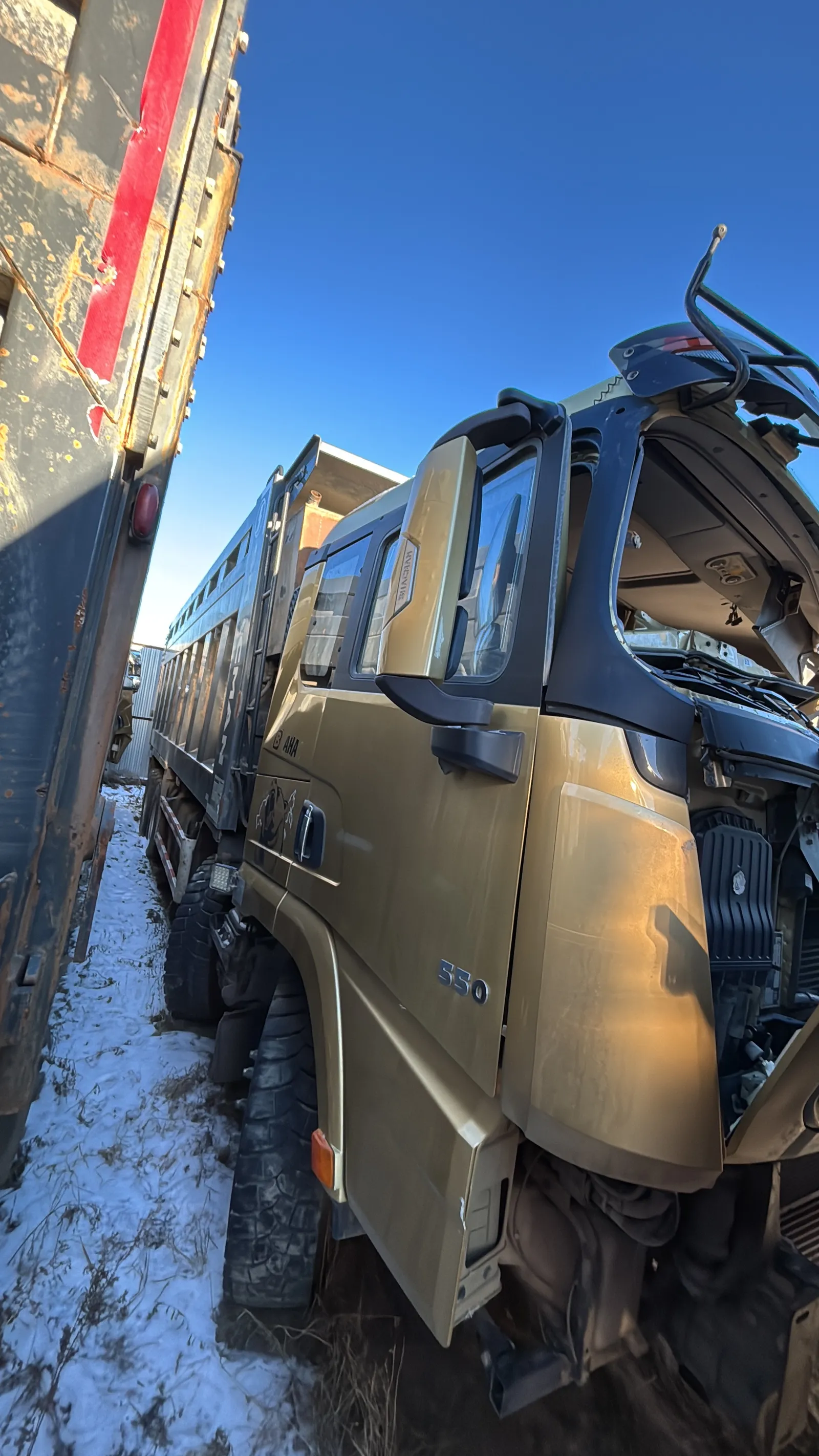 Shacman SX* 8x4 Самосвал, фото 2