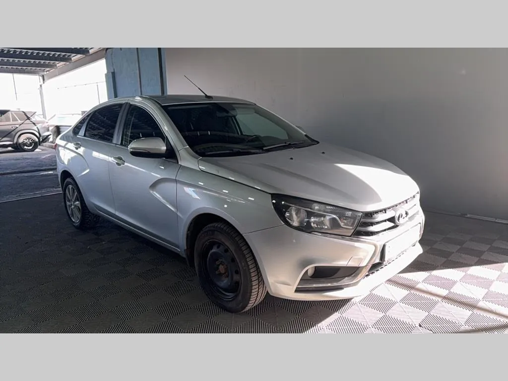 LADA VESTA, фото 2