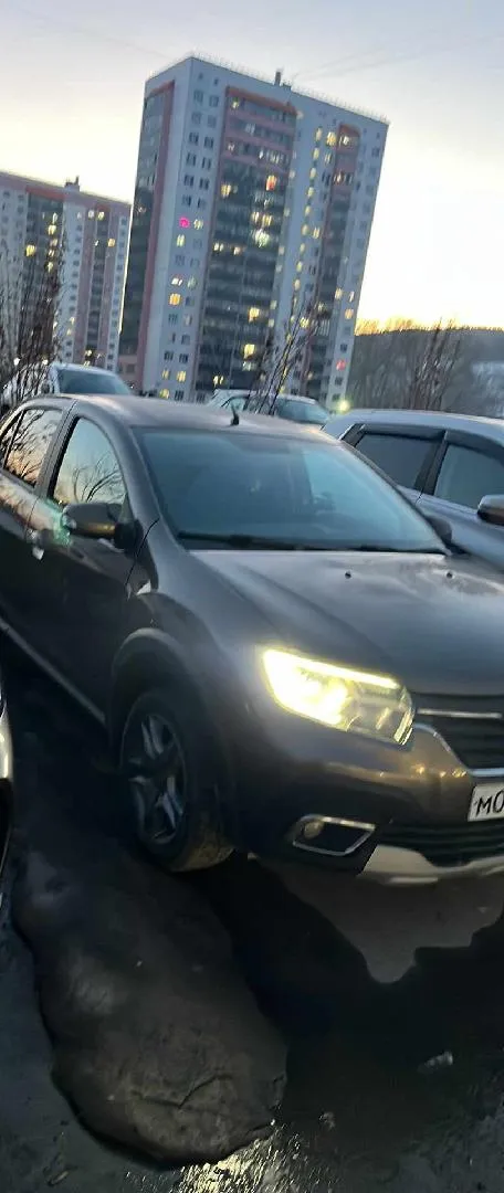 Renault Logan Stepway Лайф 1.6 113 л.с. Вариатор, фото 3