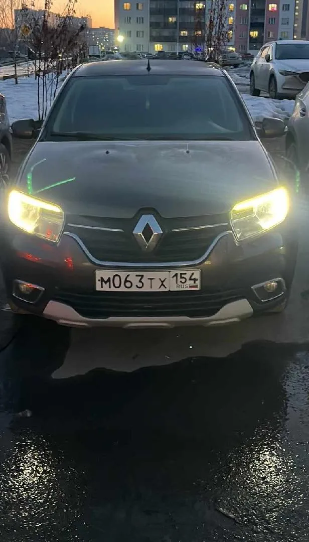 Renault Logan Stepway Лайф 1.6 113 л.с. Вариатор, фото 2