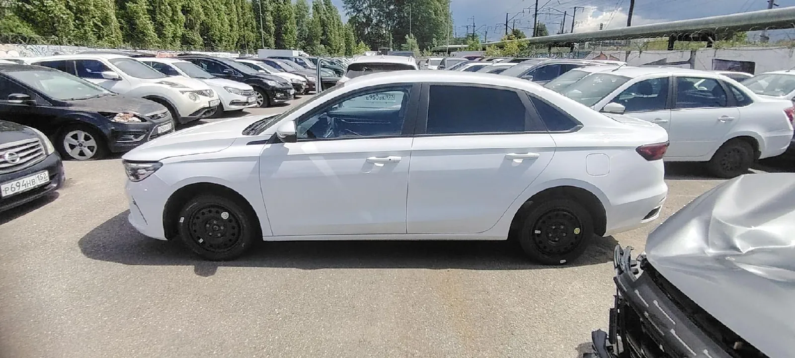 Geely Emgrand Люкс 1.5 АТ, фото 2