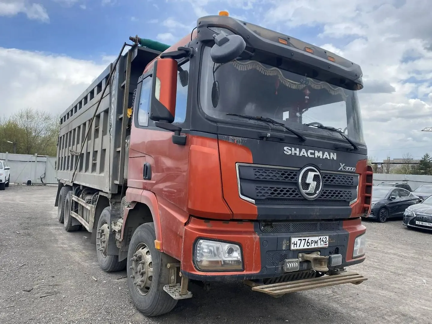 Shacman SX* 8x4 Самосвал, фото 2