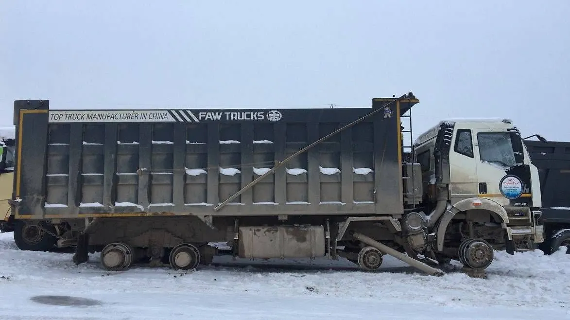 FAW J6 8x4 Самосвал, фото 2