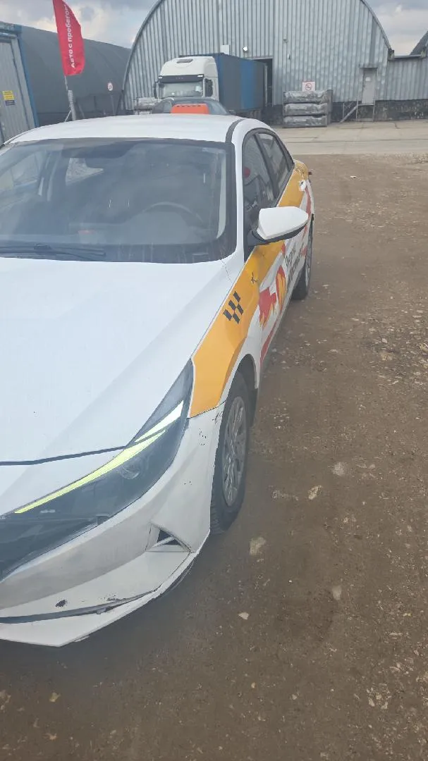 Hyundai Elantra Базовая 1.6 АТ, фото 3