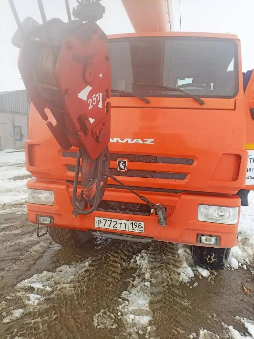 КАМАЗ 43118 6x6 Автокран, фото 2