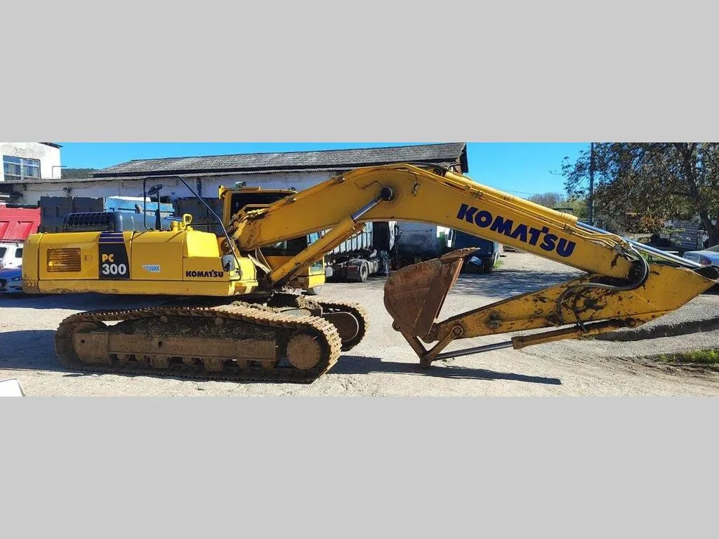 Komatsu PC300-8M0, фото 2