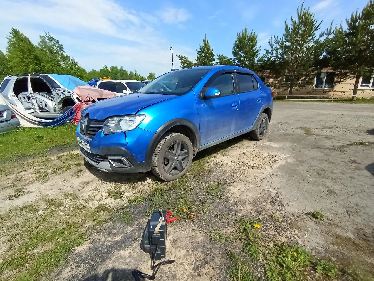 Renault Logan Stepway Лайф 1.6 113 л.с. Вариатор, фото 2