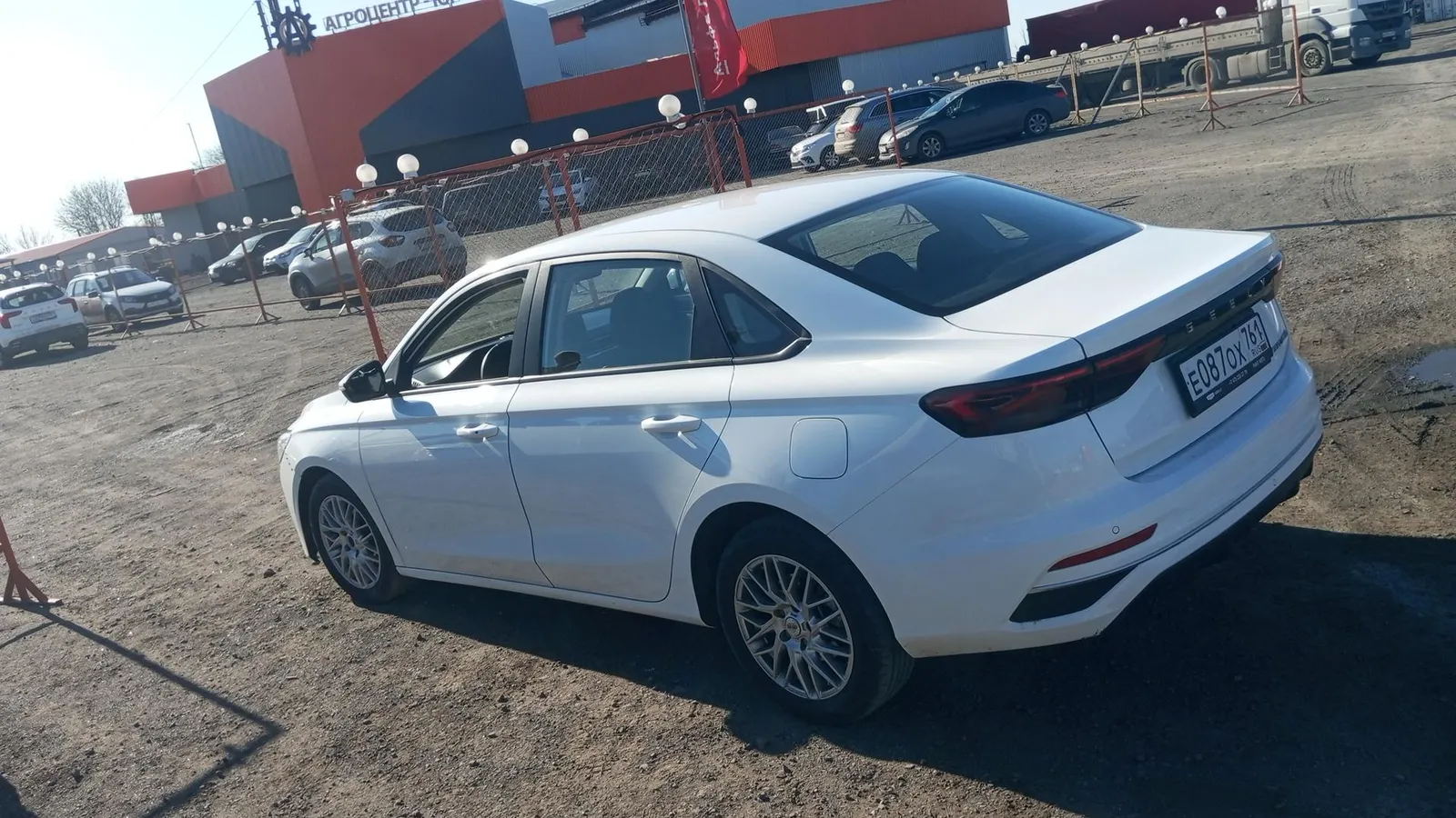 Geely Emgrand Комфорт 1.5 АТ, фото 2