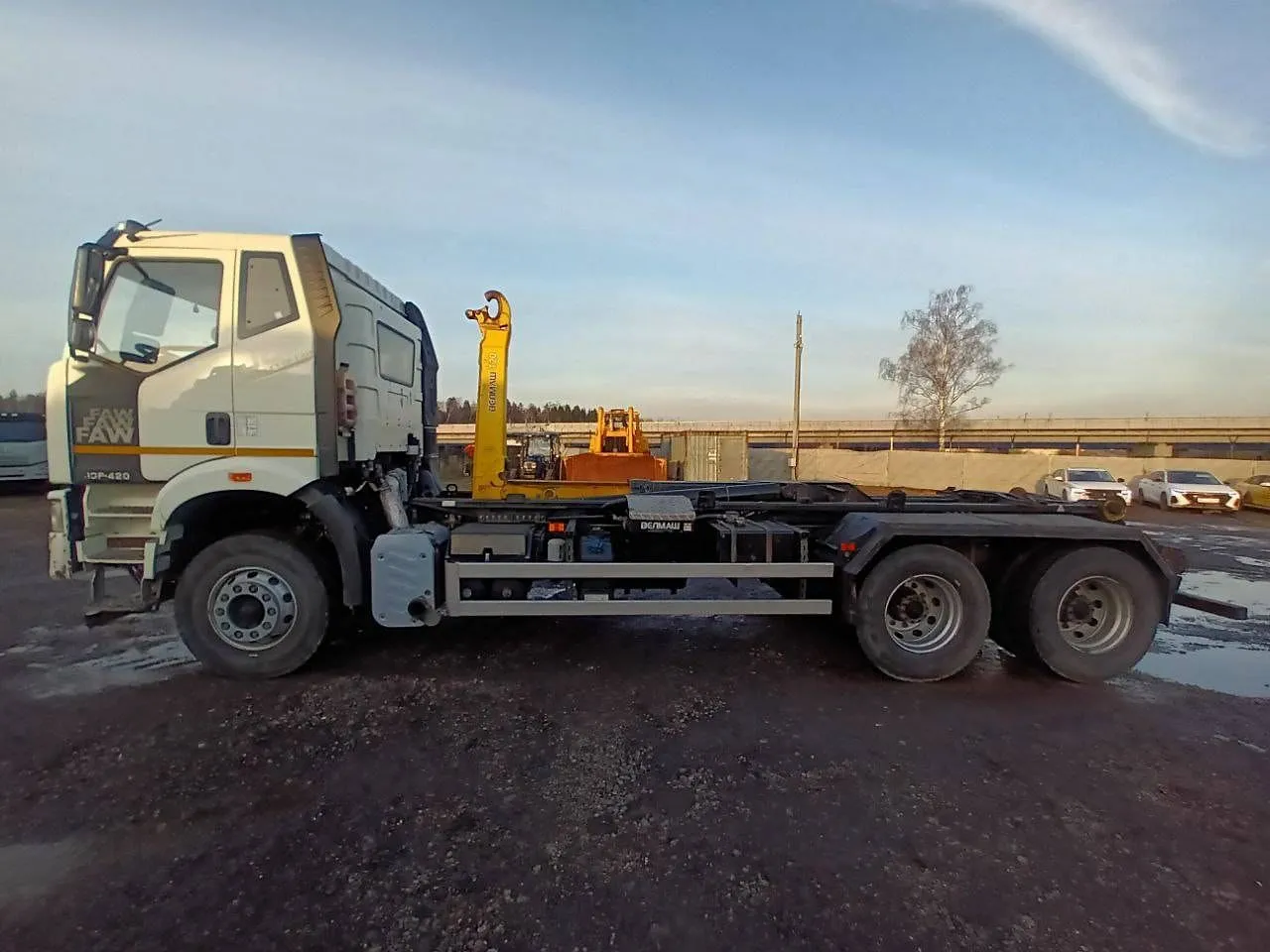 FAW J6 6x4 Мультилифт, фото 3