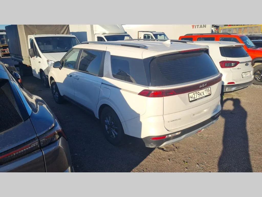 Kia CARNIVAL, фото 3