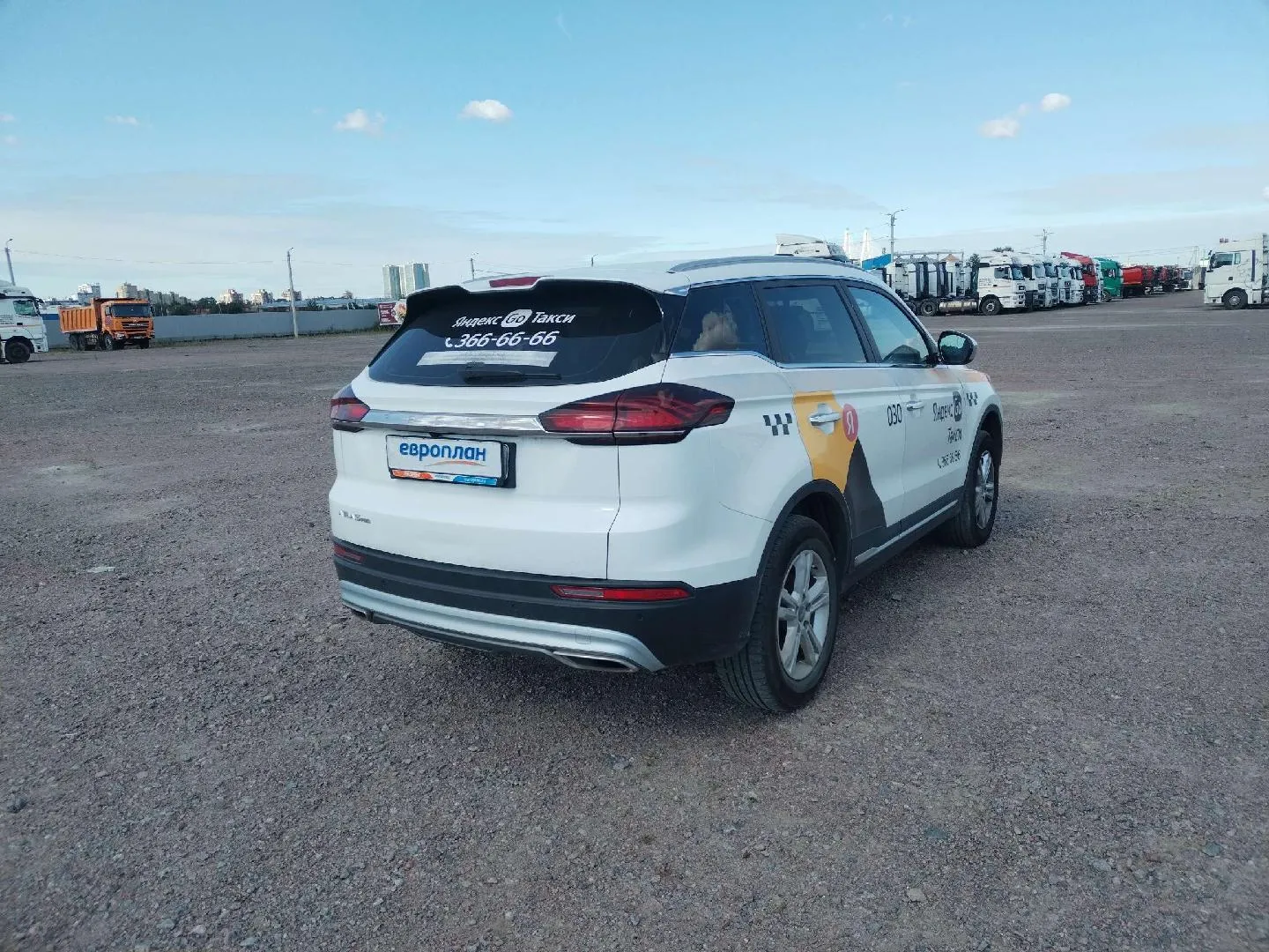 Geely Atlas Pro, фото 3