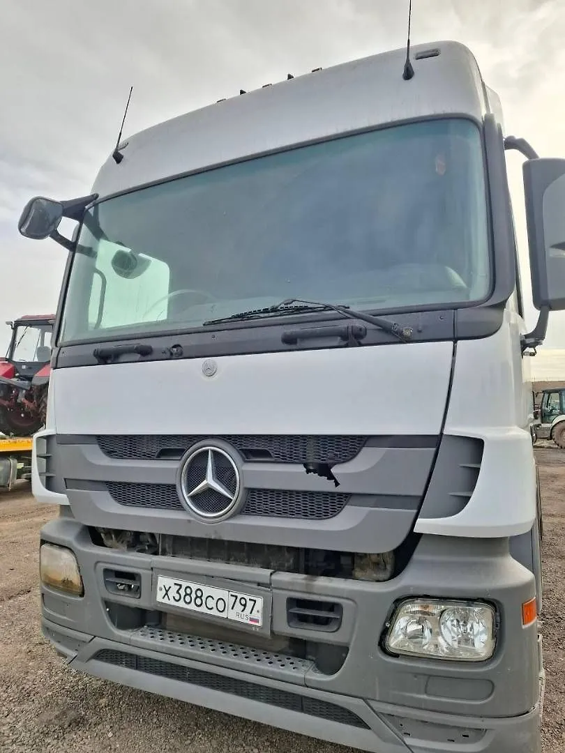 Mercedes-Benz ACTROS 4x2 Седельный тягач, фото 2