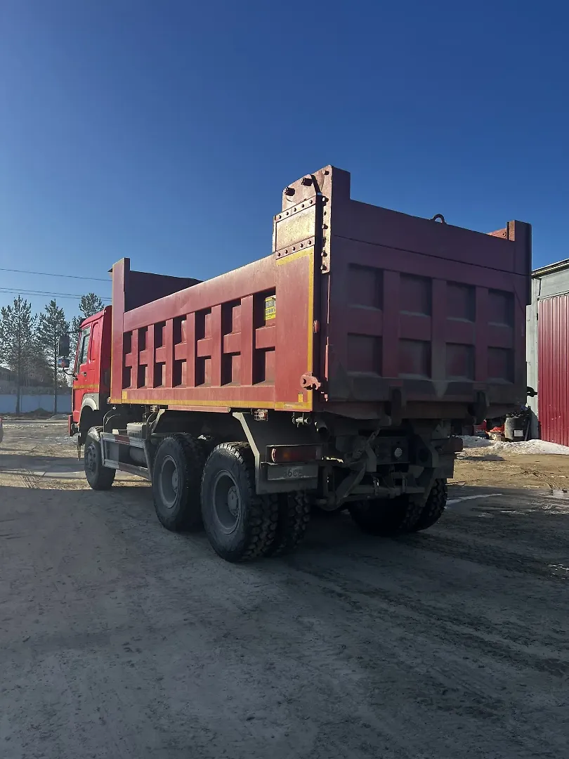 HOWO ZZ* 6x6 Самосвал, фото 4