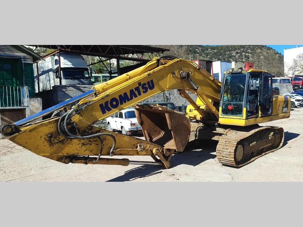 Komatsu PC300-8M0, фото 4