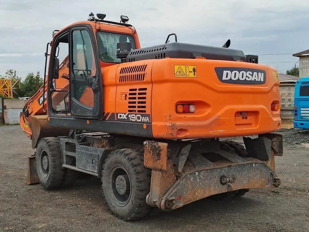 Doosan одноковшовый колесный, фото 3