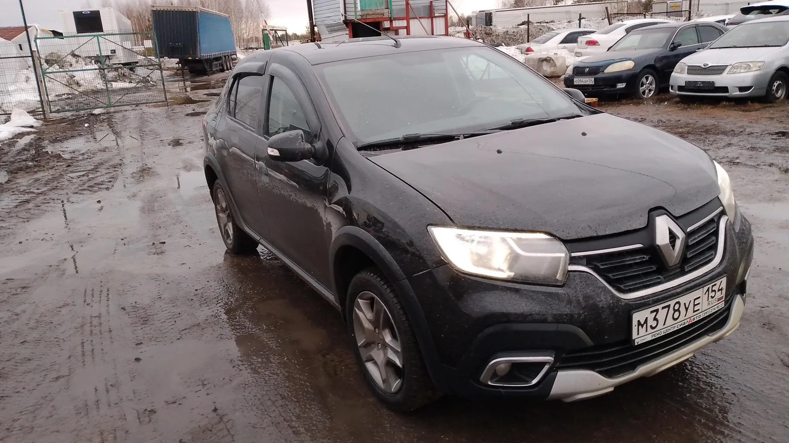 Renault Logan Stepway Лайф 1.6 113 л.с. Вариатор, фото 2