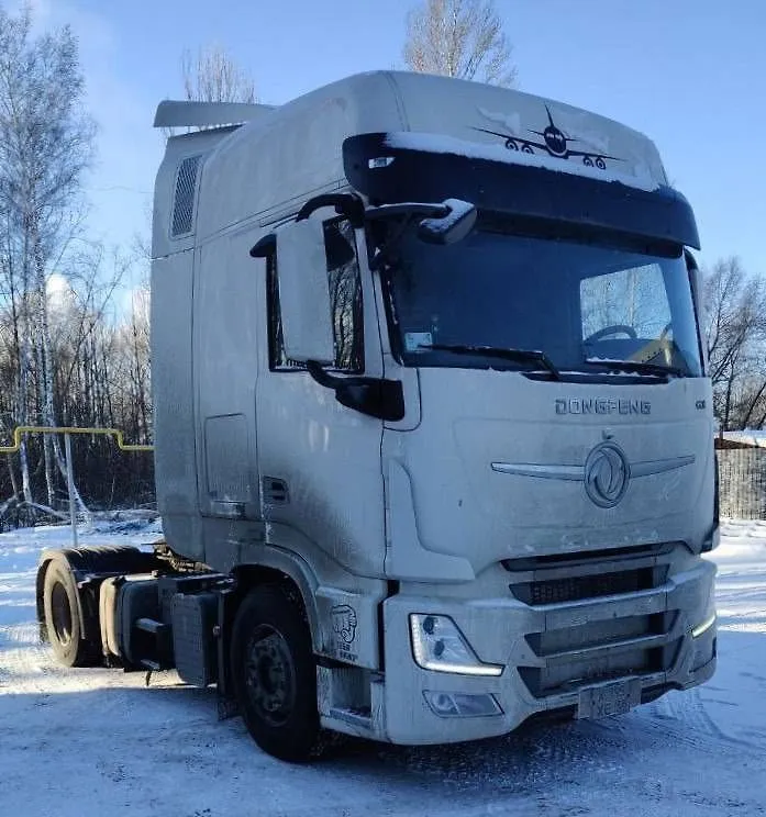 DONGFENG GX 4x2 Седельный тягач, фото 2
