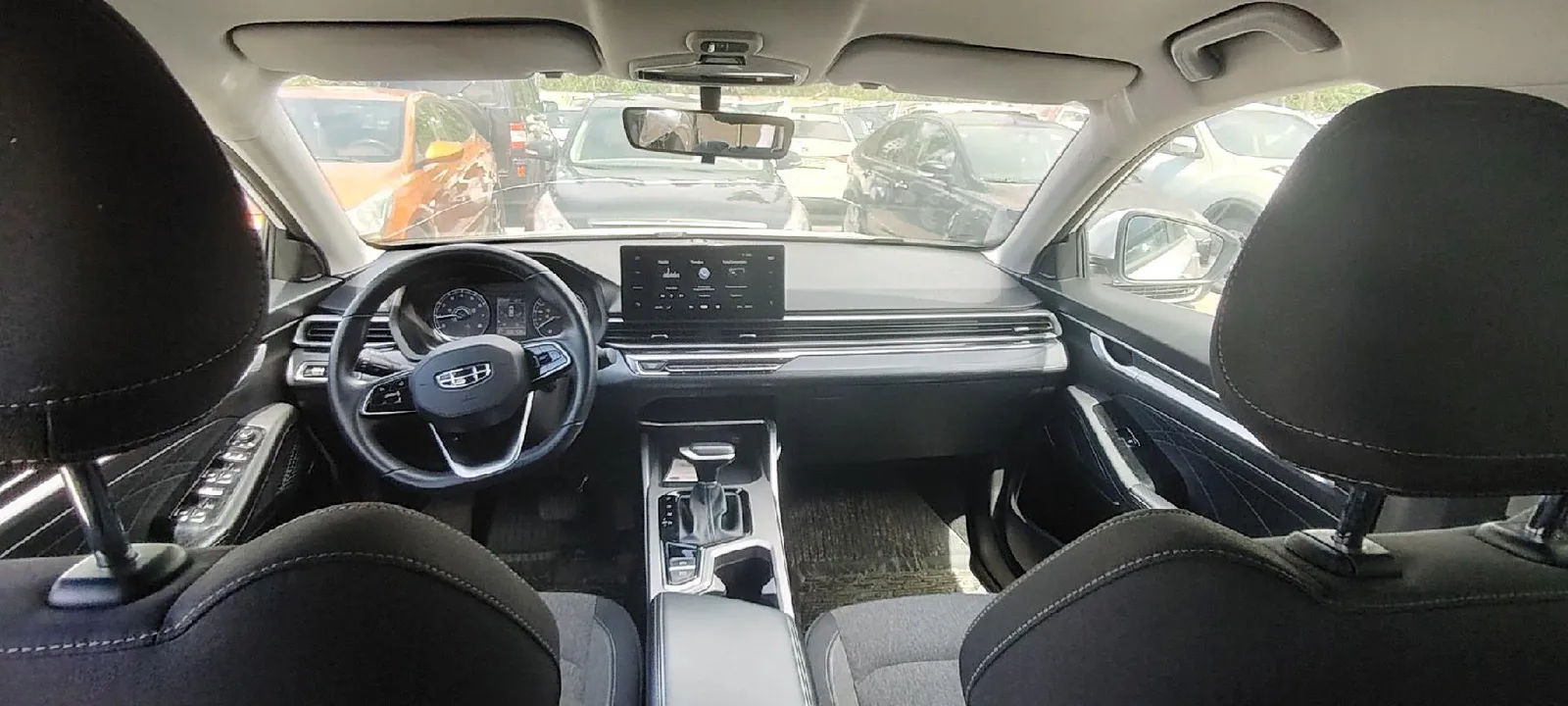 Geely Emgrand Люкс 1.5 АТ, фото 4