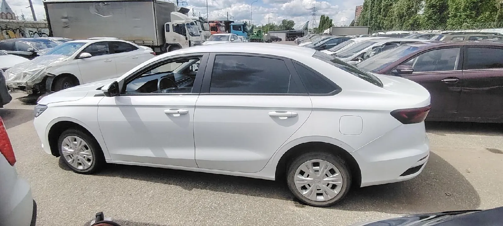 Geely Emgrand Комфорт 1.5 АТ, фото 5