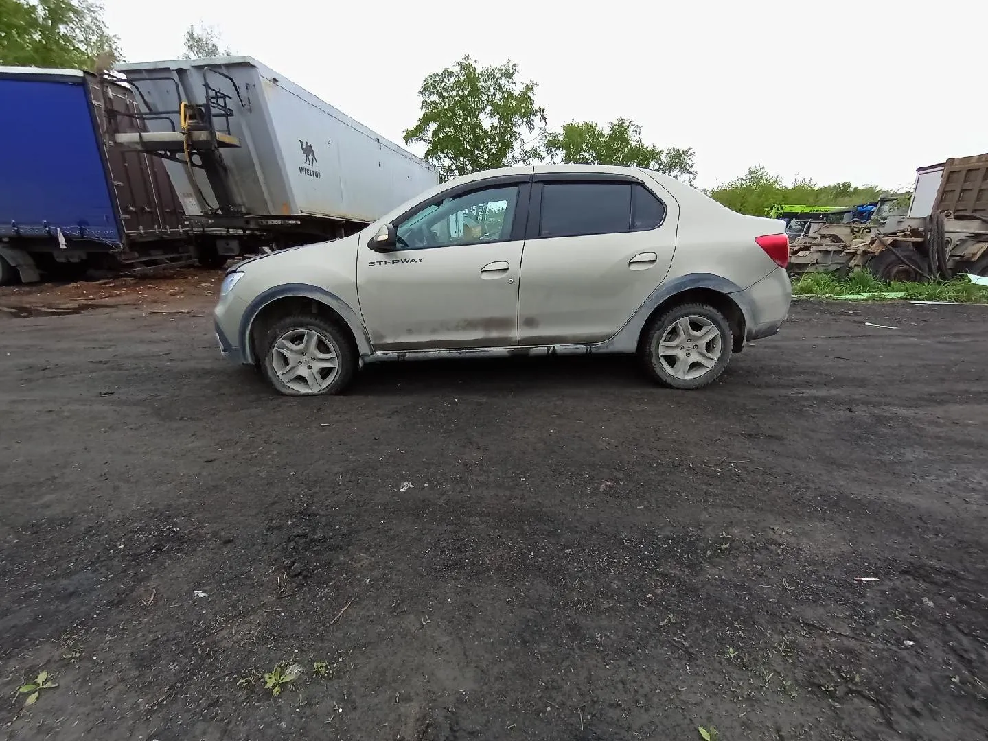 Renault Logan Stepway Лайф 1.6 113 л.с. Вариатор, фото 3