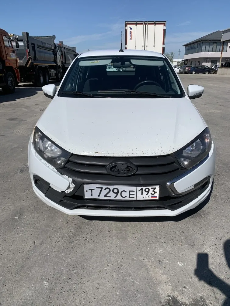 LADA Granta Лифтбек, фото 2