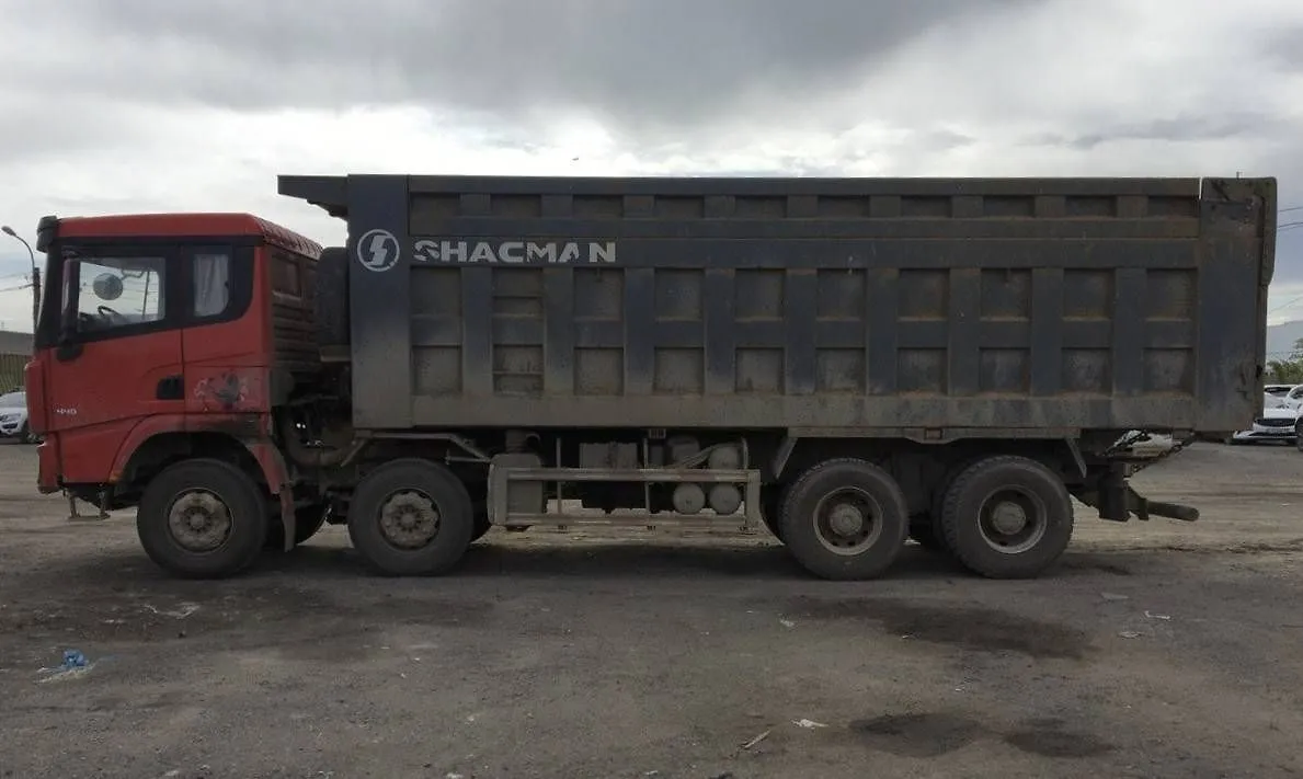 Shacman SX* 8x4 Самосвал, фото 2