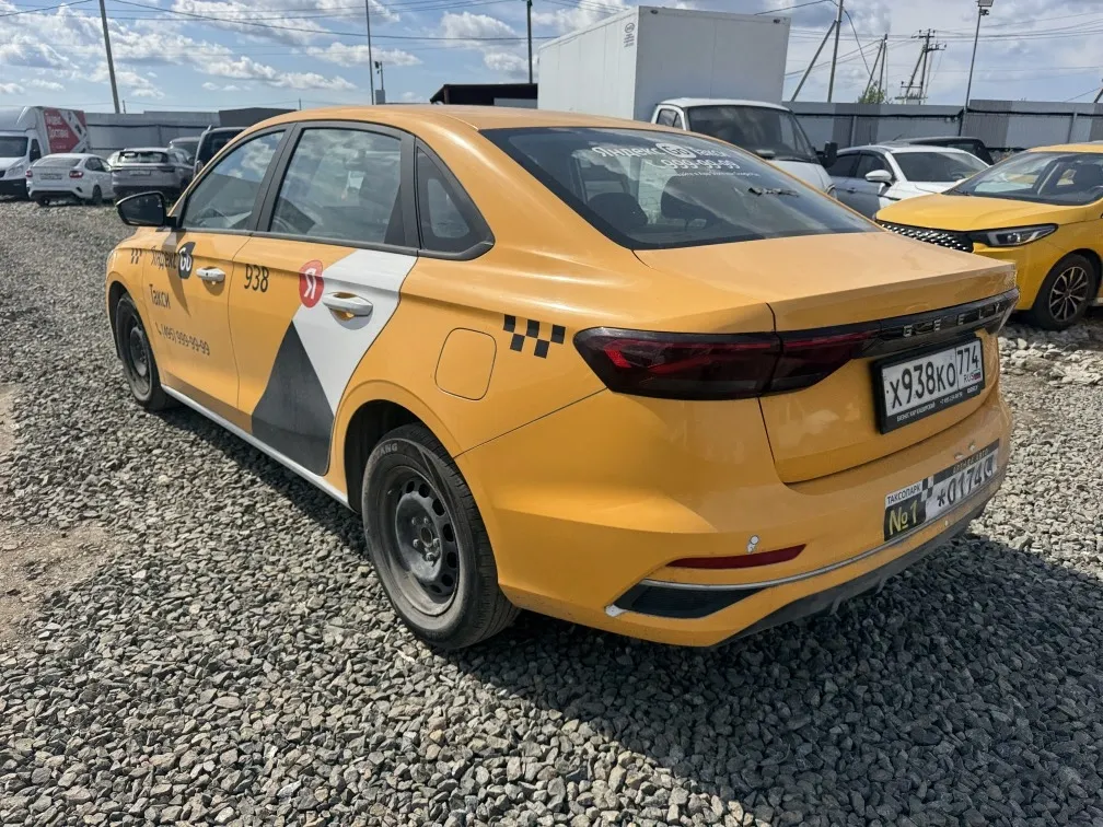 Geely Emgrand, фото 5