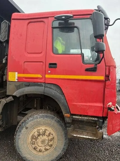 HOWO ZZ* 6x6 Самосвал, фото 4